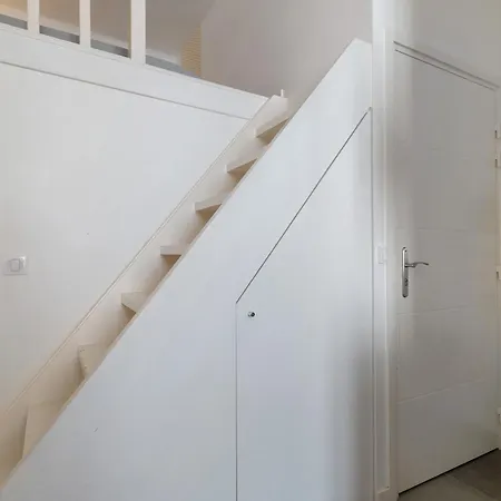 Vintage Apartment